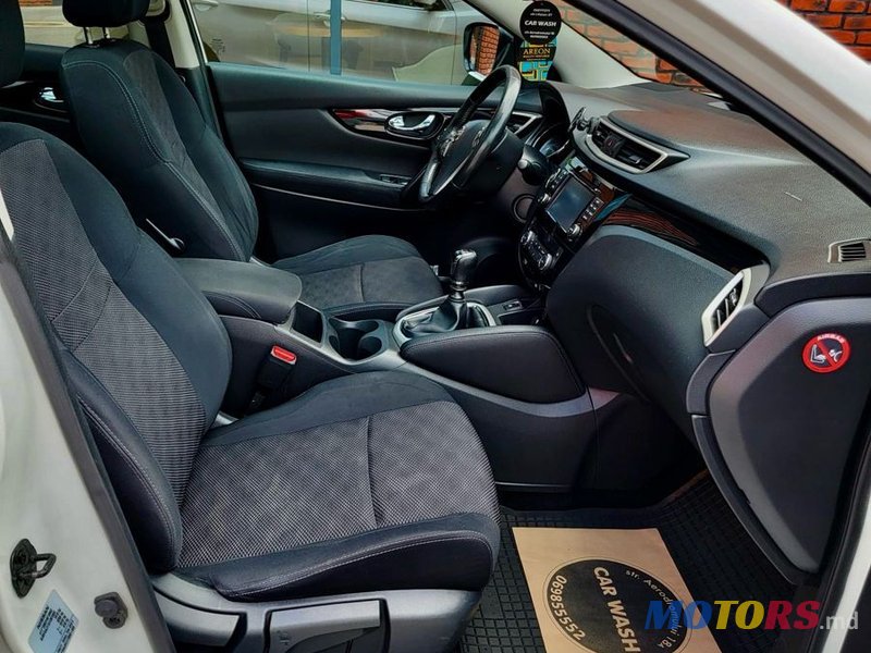 2015' Nissan Qashqai photo #5