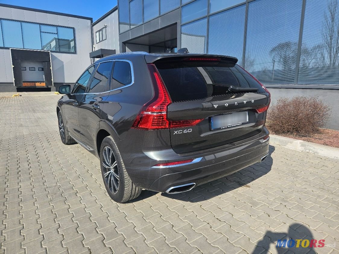 2021' Volvo XC60 photo #4