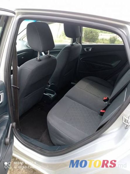 2012' Ford Fiesta photo #6