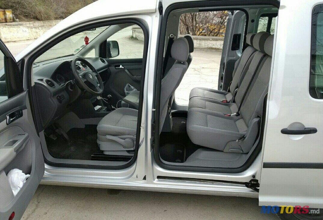 2008' Volkswagen Caddy photo #6