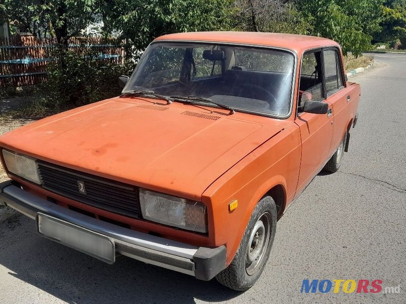 1982' ВАЗ 2105 Lada photo #1