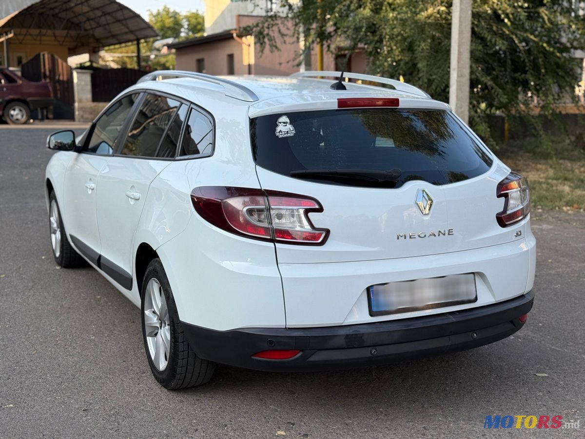 2010' Renault Megane photo #4