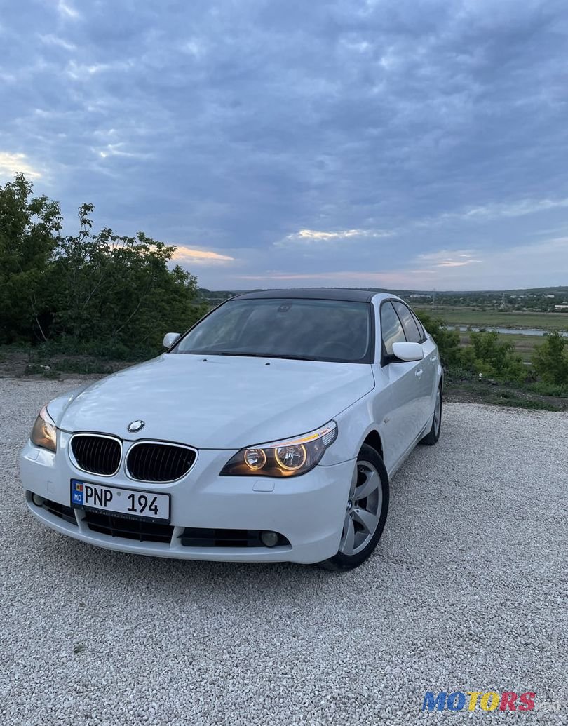 2005' BMW 5 Series photo #2