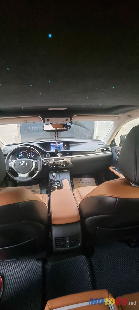 2012' Lexus Es Series photo #6