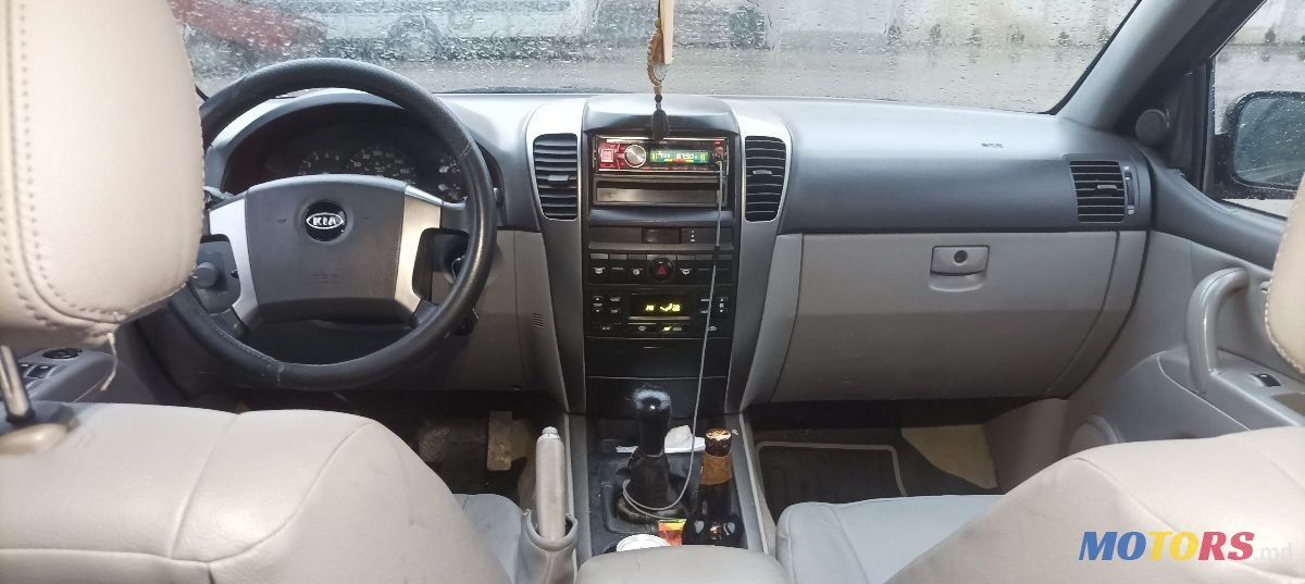 2004' Kia Sorento photo #6