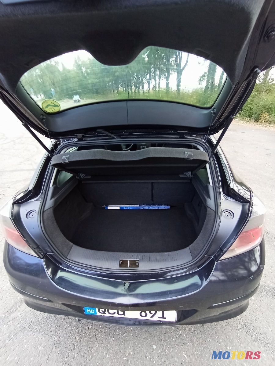 2006' Opel Astra photo #4