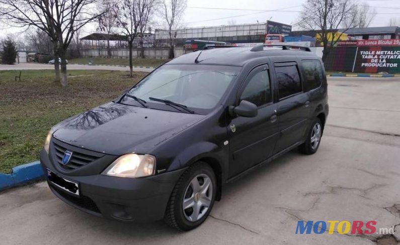 2007' Dacia Logan Mcv photo #3