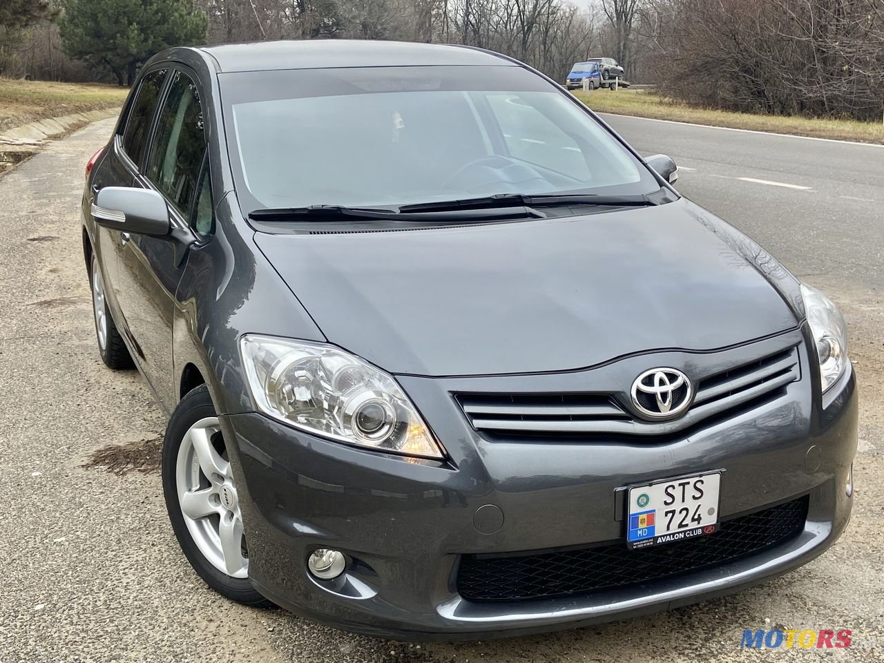 2010' Toyota Auris photo #3