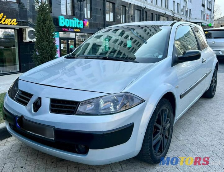 2004' Renault Megane photo #2