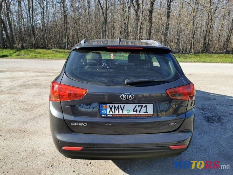 2013' Kia Ceed photo #5