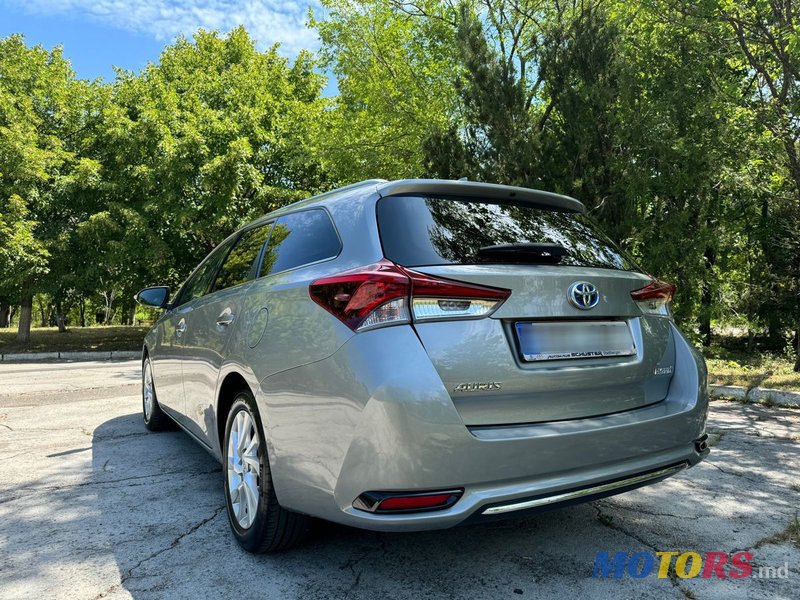 2017' Toyota Auris photo #4