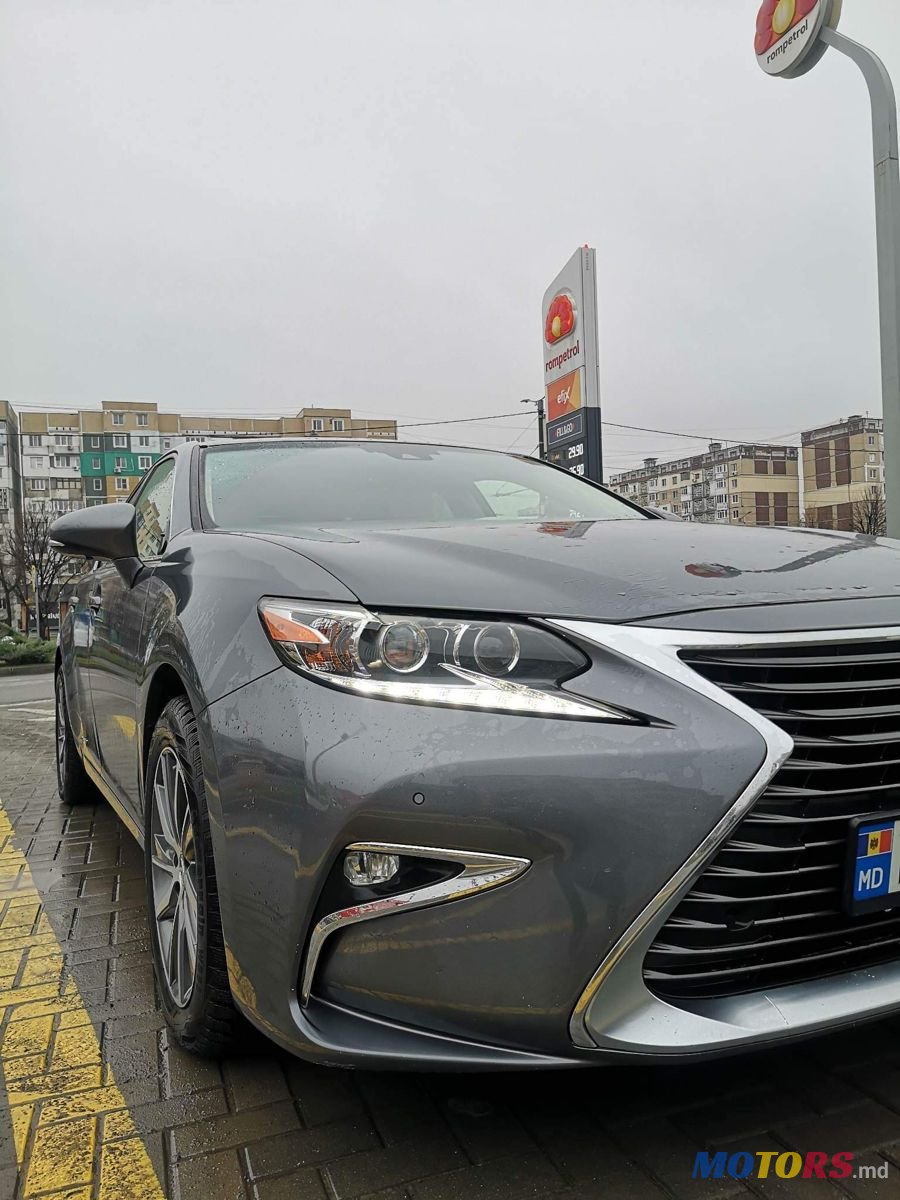 2016' Lexus Es Series photo #2