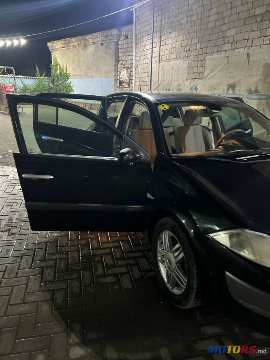 2005' Renault Megane photo #6