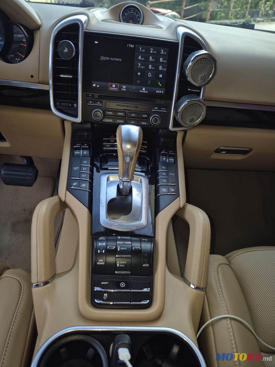 2016' Porsche Cayenne photo #5