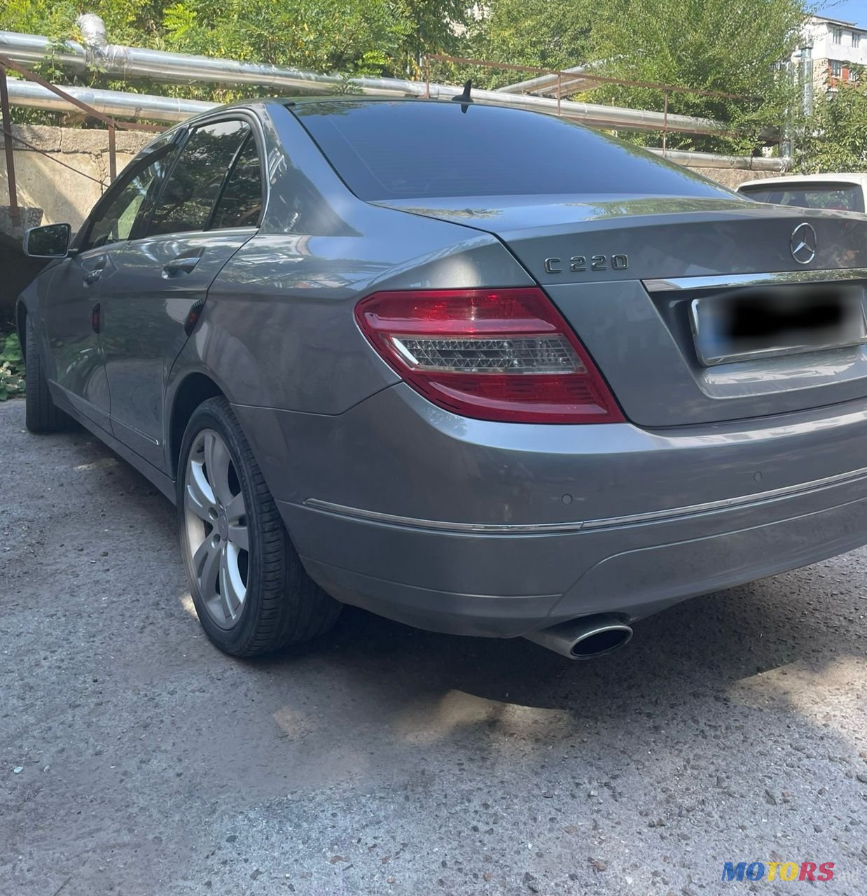 2008' Mercedes-Benz C-Class photo #5