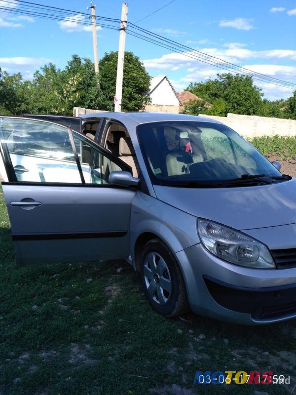 2006' Renault Scenic photo #2