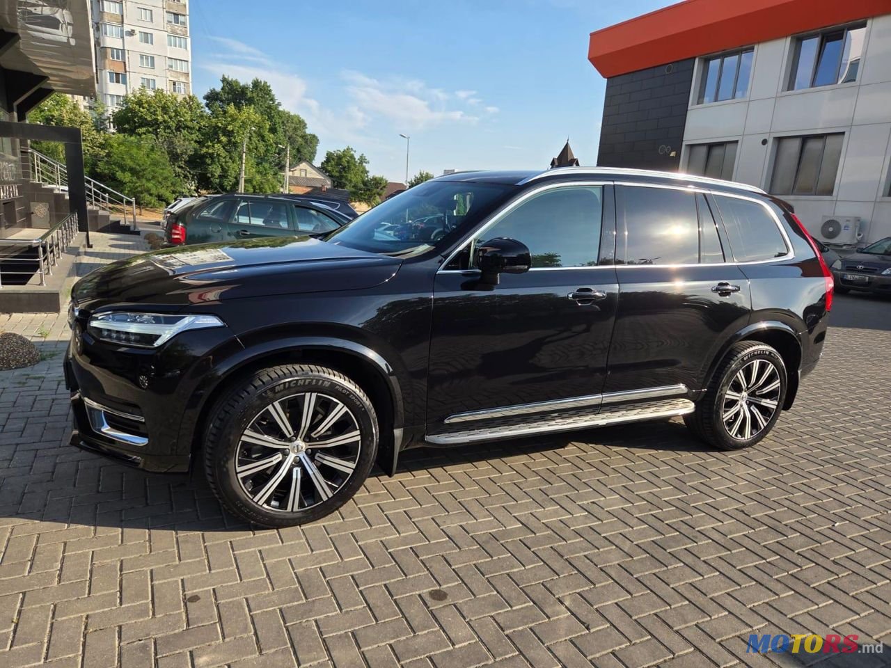 2021' Volvo XC90 photo #2