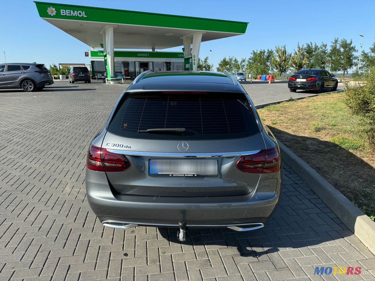 2019' Mercedes-Benz C-Class photo #2