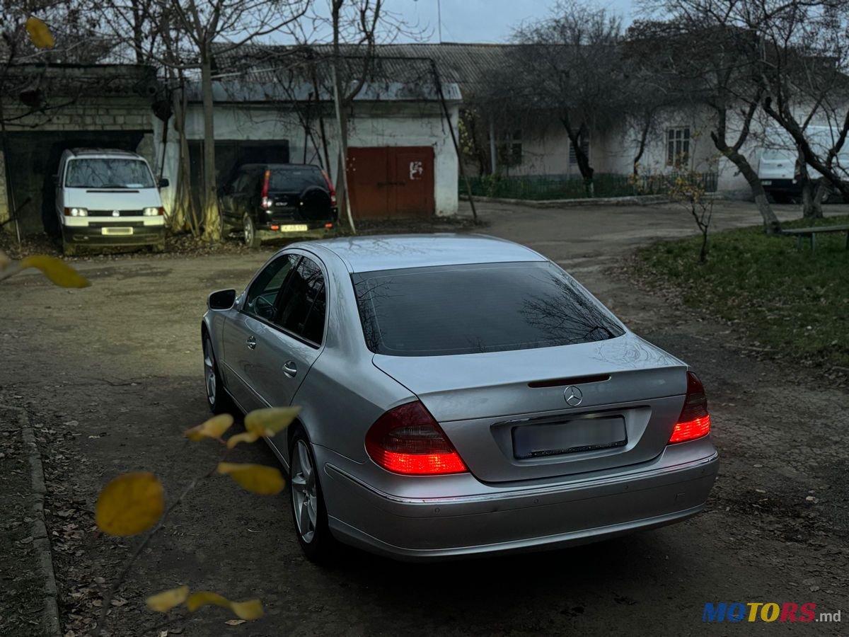 2007' Mercedes-Benz E-Class photo #3