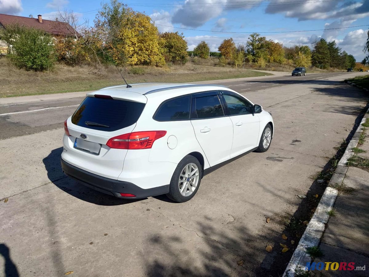 2016' Ford Focus photo #6