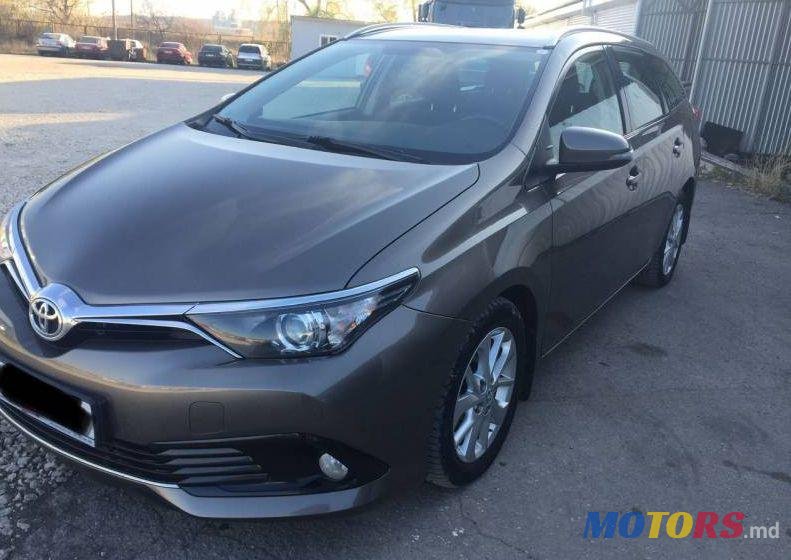 2016' Toyota Auris photo #1