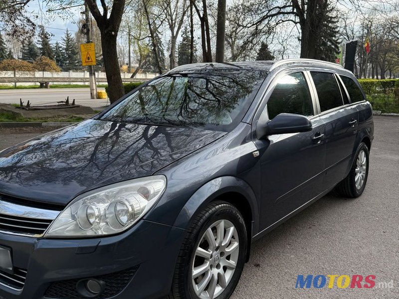 2007' Opel Astra photo #2