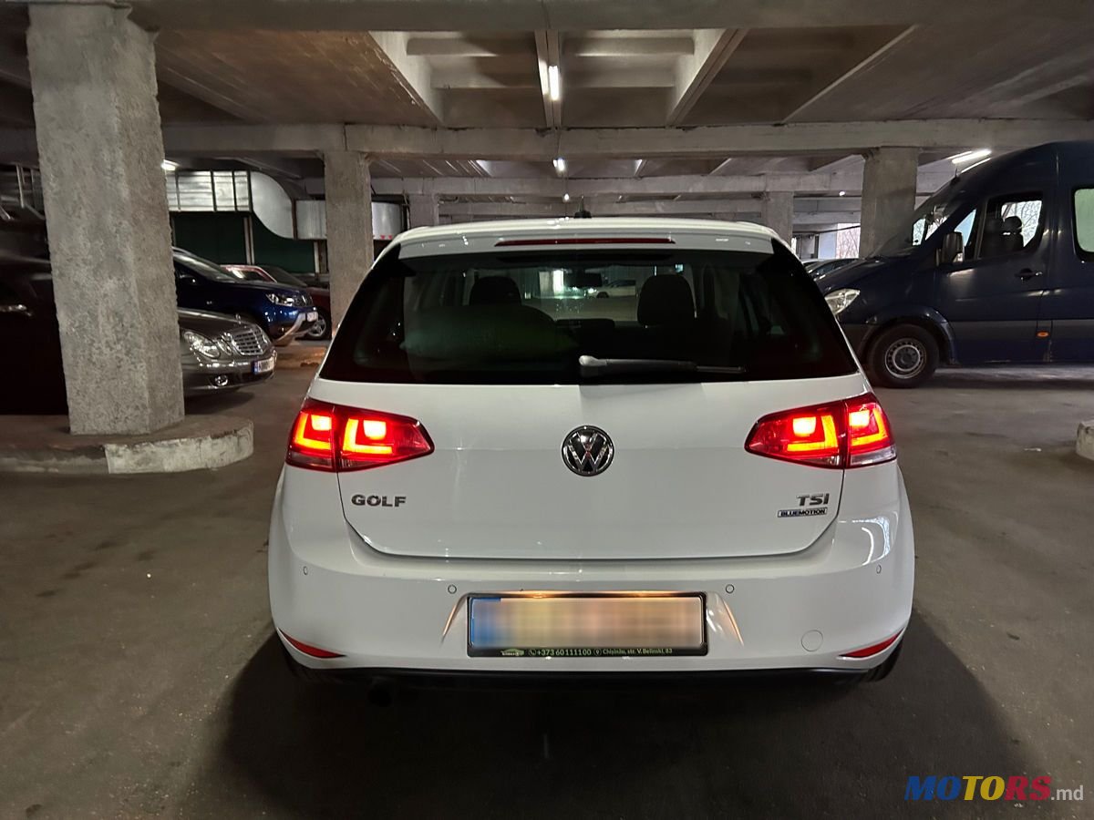2016' Volkswagen Golf photo #4