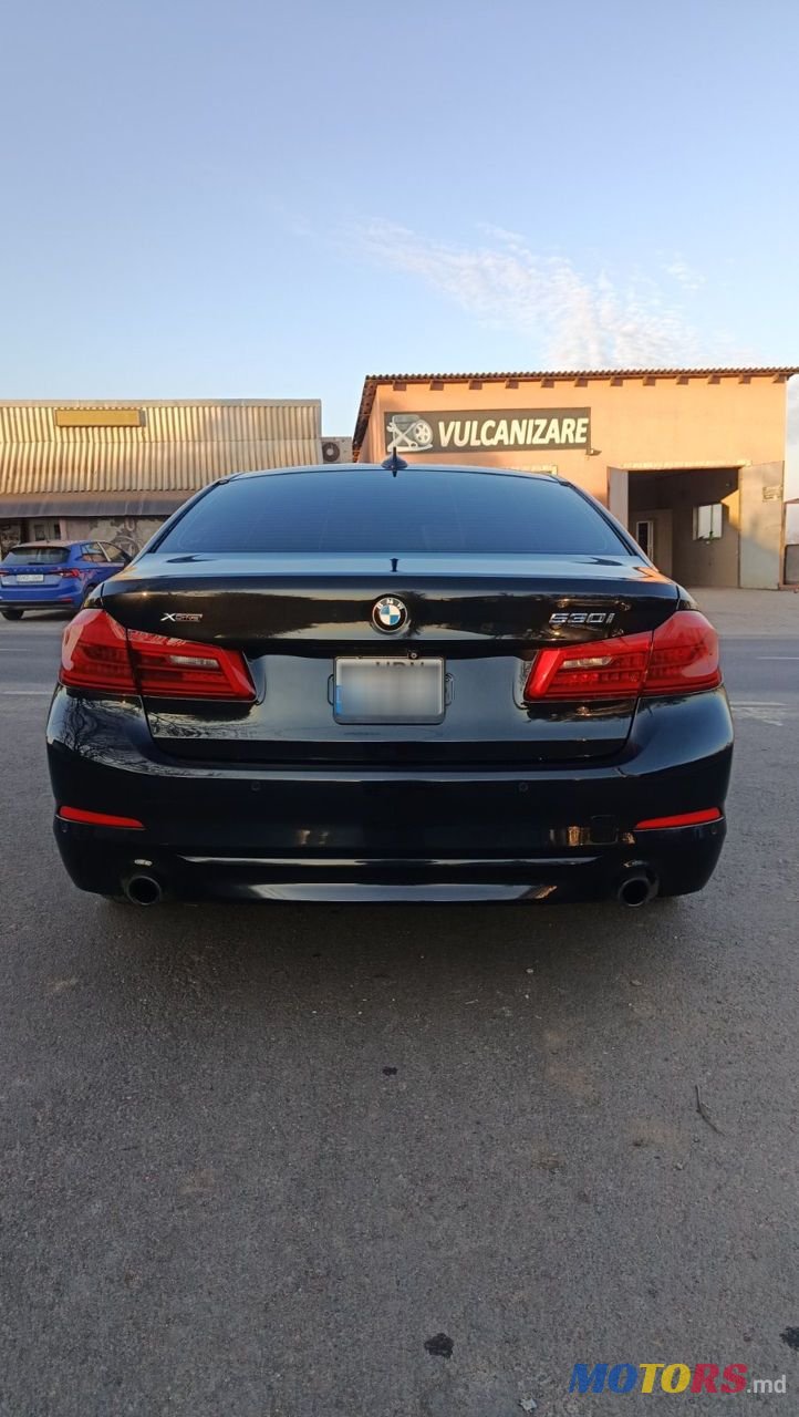 2017' BMW 5 Series photo #4