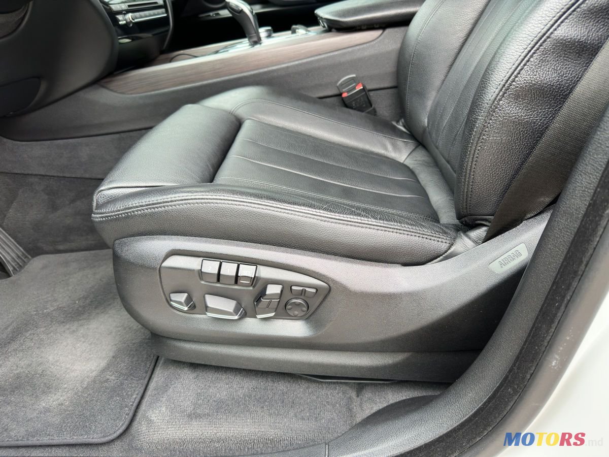 2016' BMW X5 photo #6