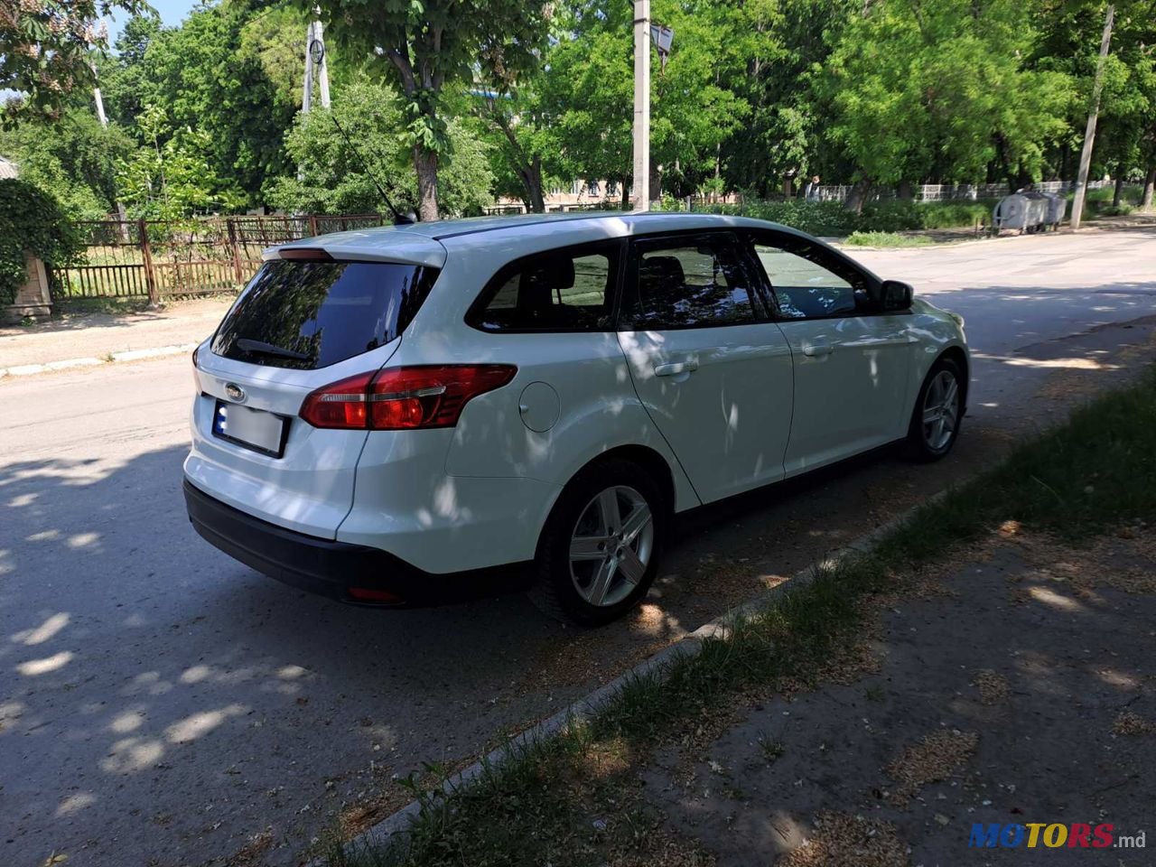 2016' Ford Focus photo #6