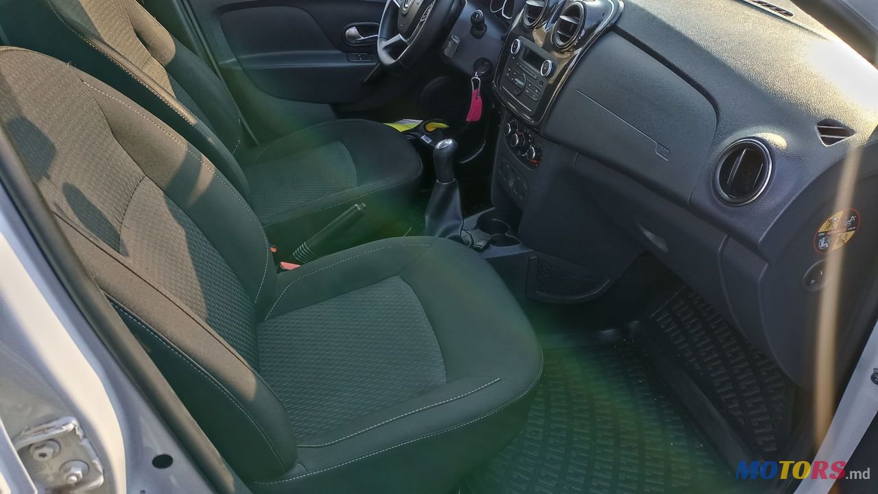2018' Dacia Sandero photo #2