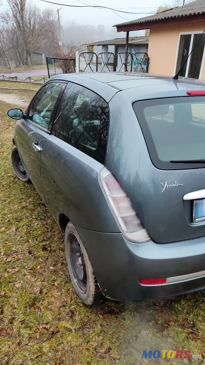 2009' Lancia Ypsilon photo #1