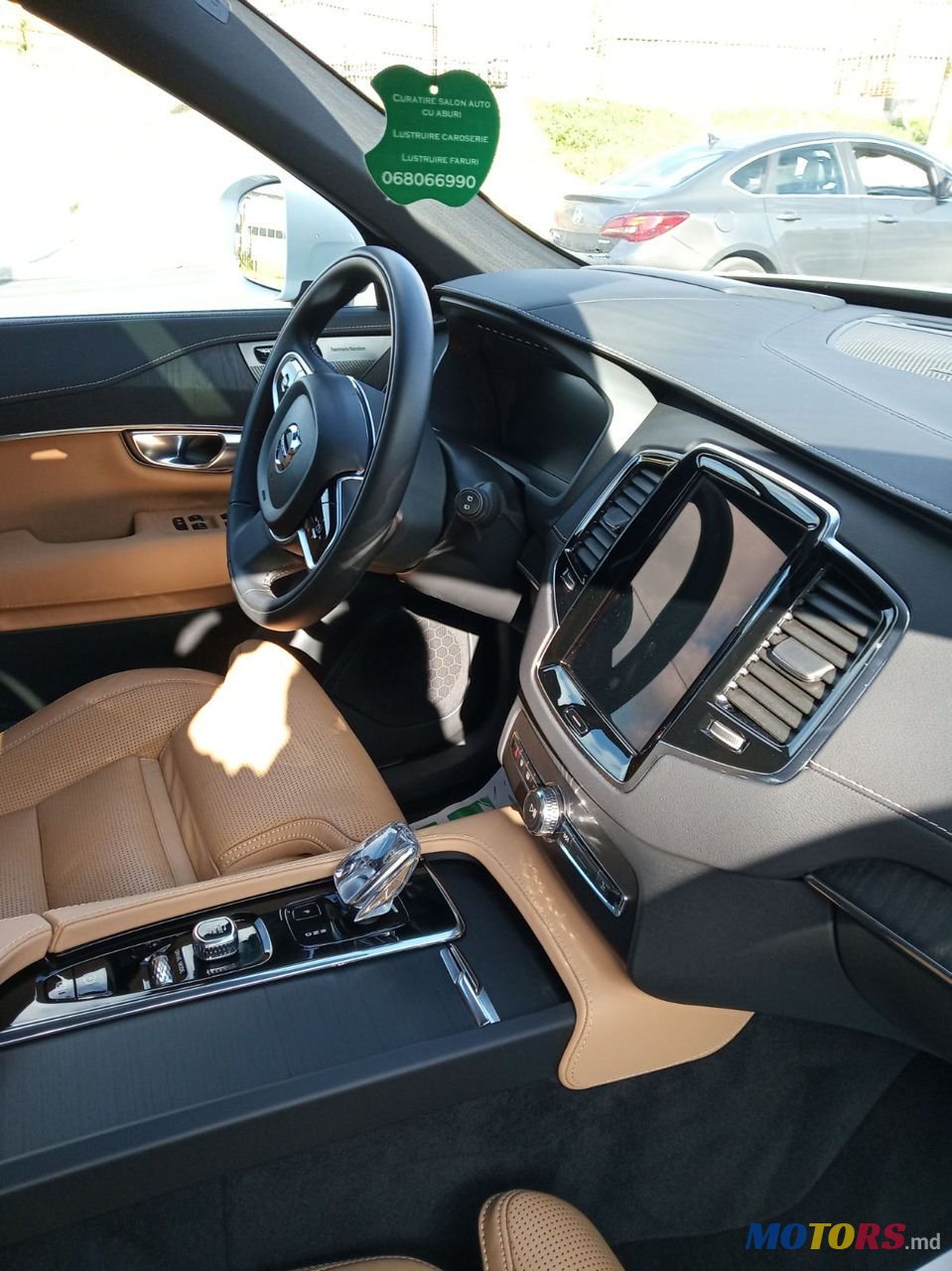 2021' Volvo XC90 photo #6