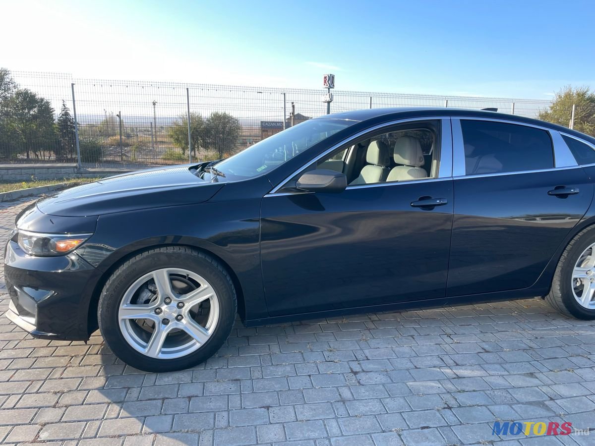 2017' Chevrolet Malibu photo #4