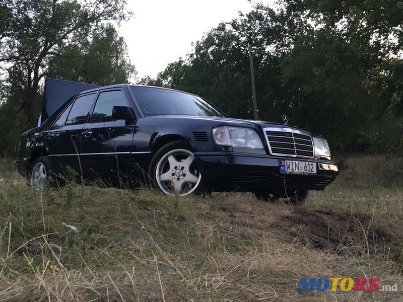 1994' Mercedes-Benz Series (W124) photo #5