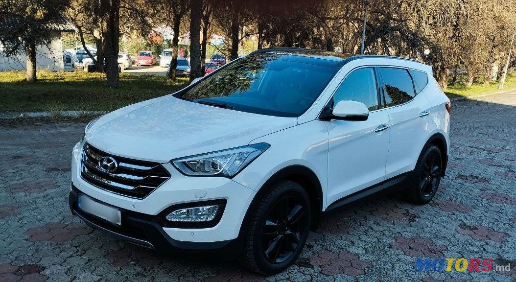 2014' Hyundai Santa Fe photo #1