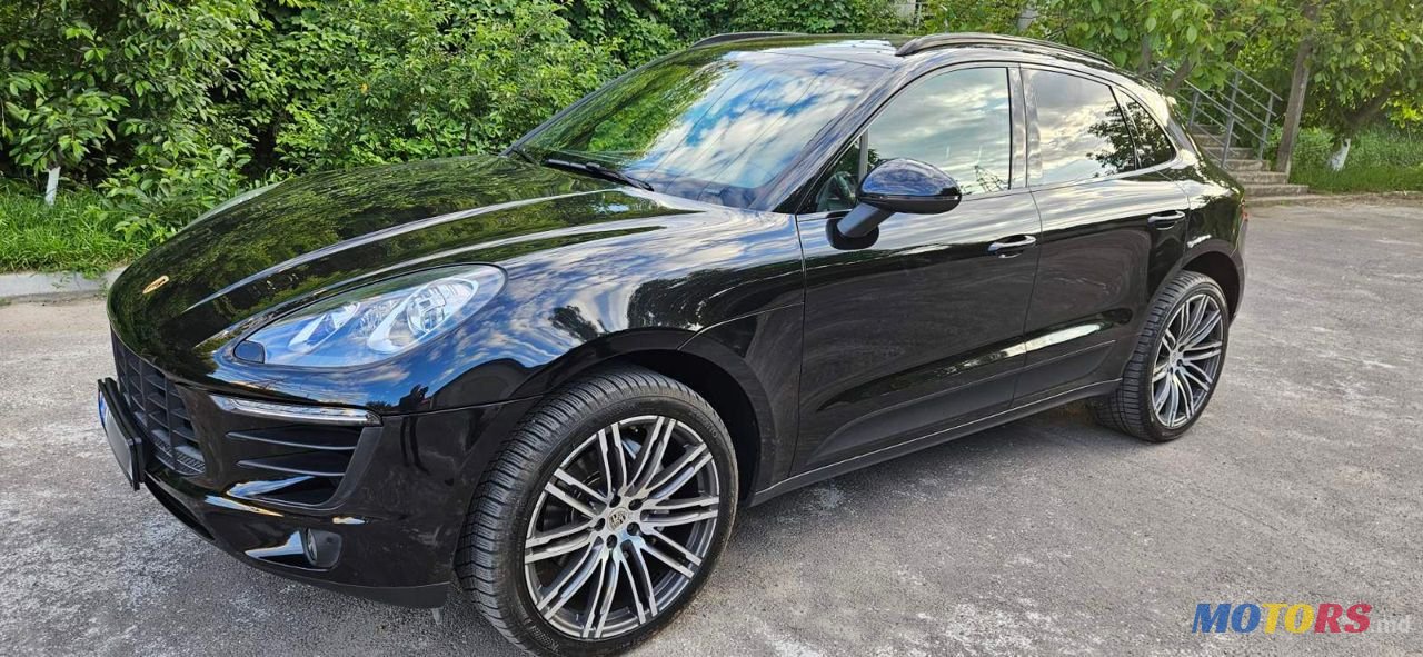2015' Porsche Macan photo #1