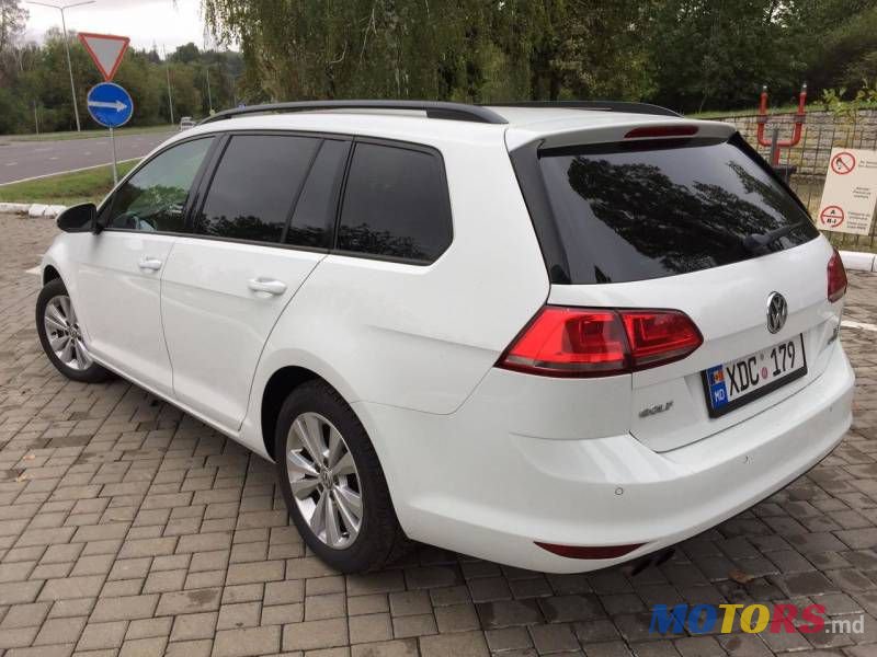 2014' Volkswagen Golf photo #3