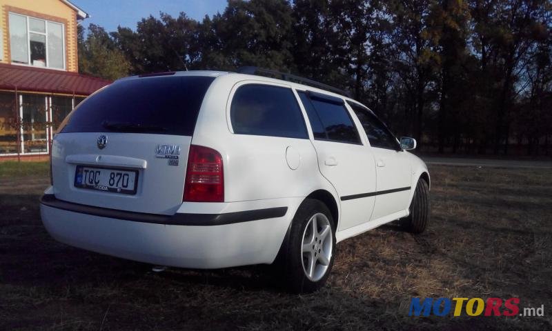 2006' Skoda Octavia photo #2