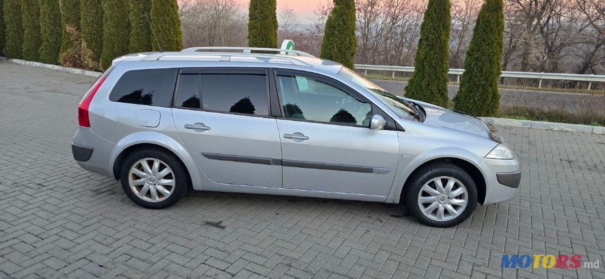 2007' Renault Megane photo #5