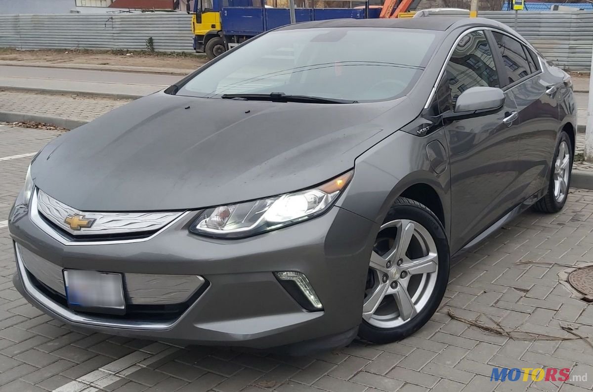 2017' Chevrolet Volt photo #4