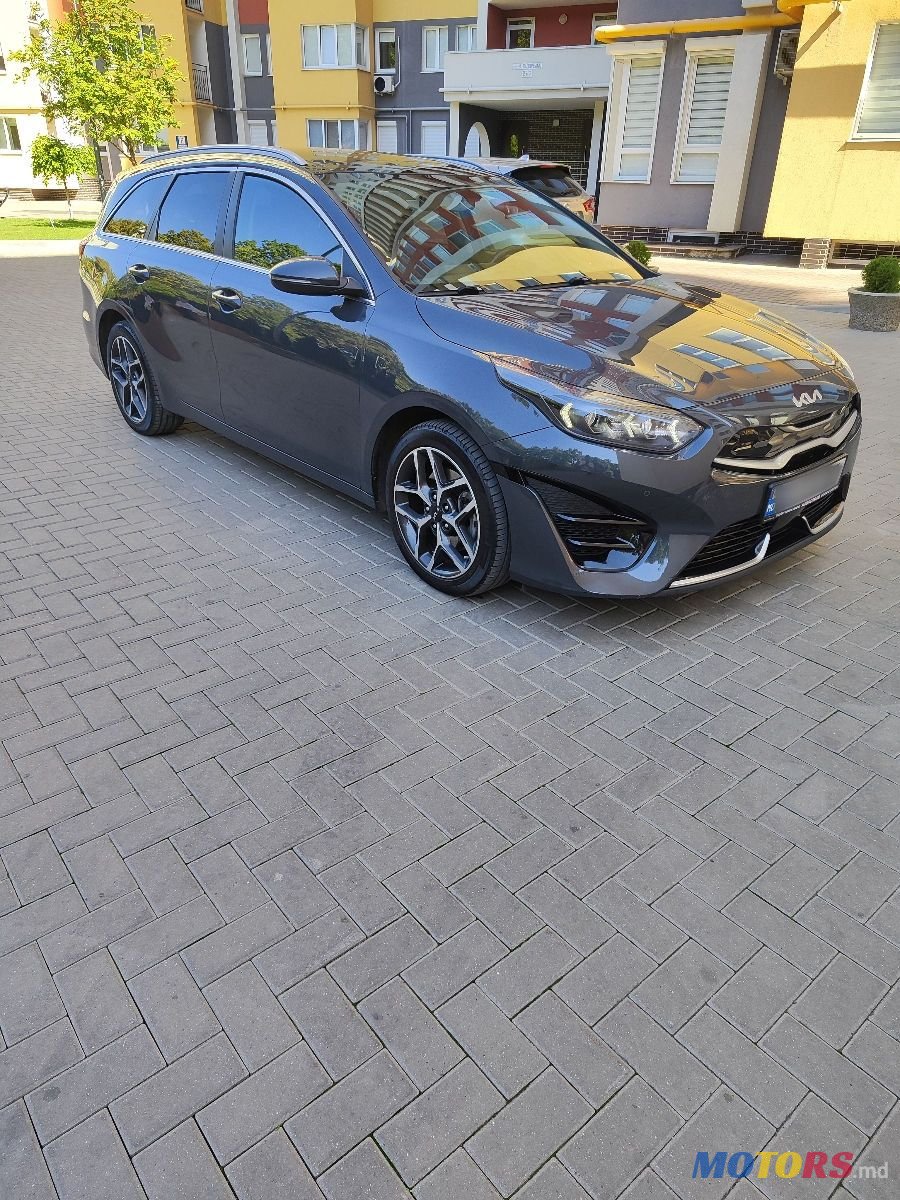 2022' Kia Ceed SW photo #2