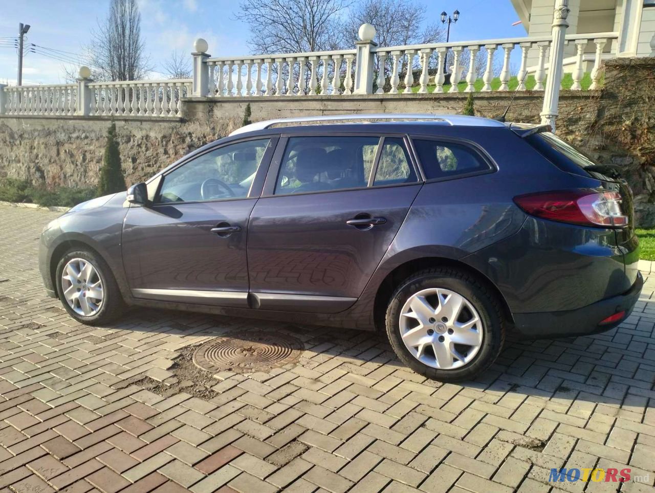 2013' Renault Megane photo #3