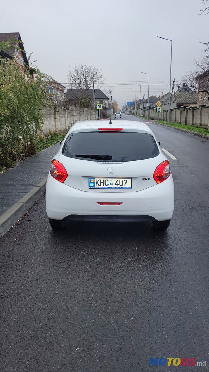 2014' Peugeot 208 photo #2