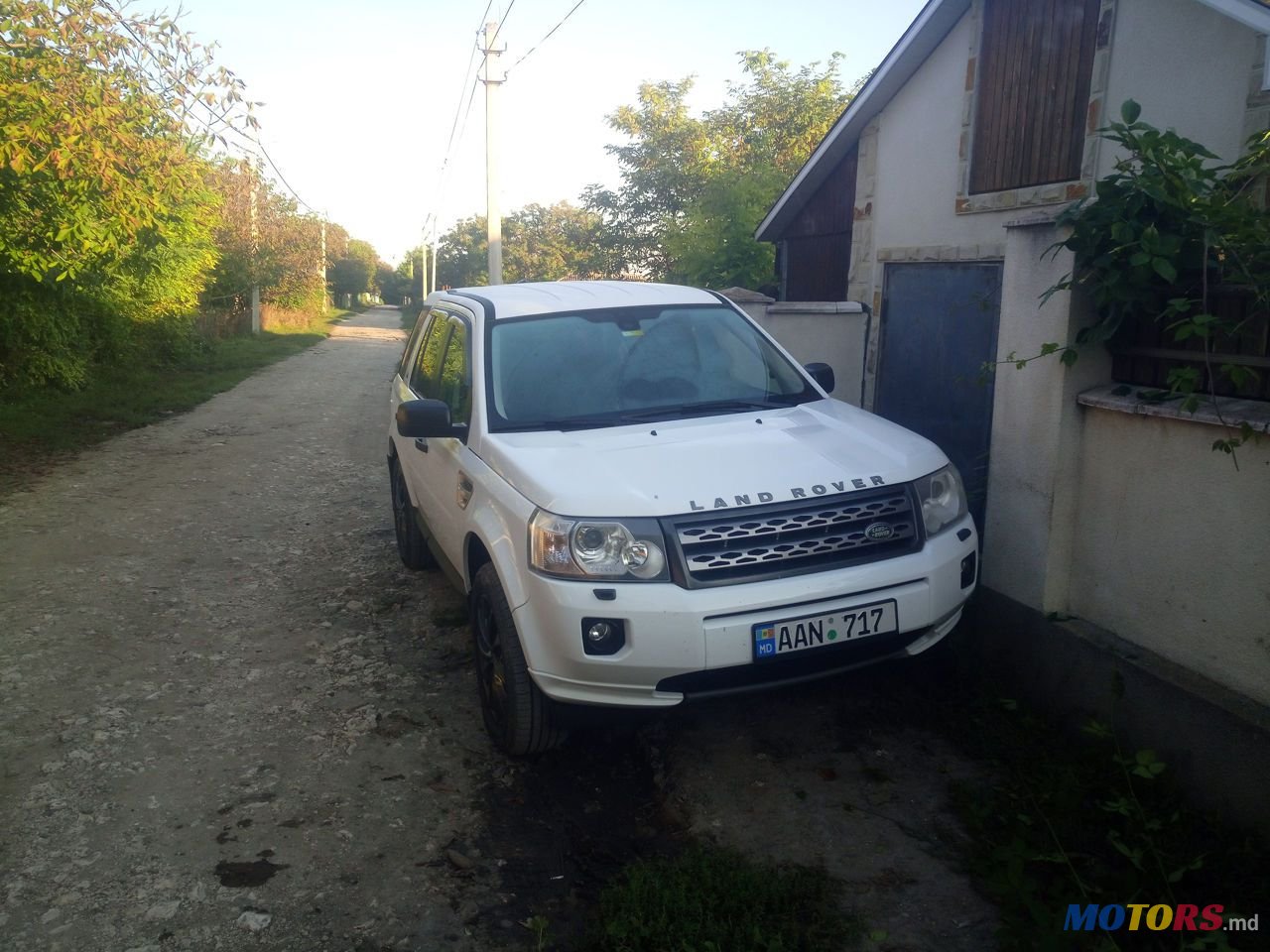2010' Land Rover Freelander photo #2