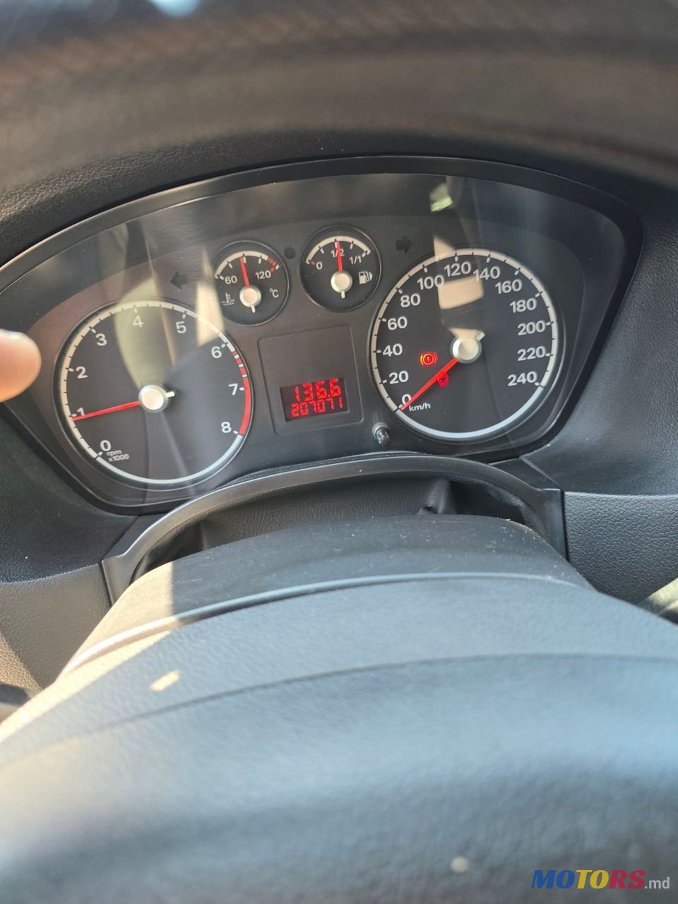 2008' Ford Focus photo #3