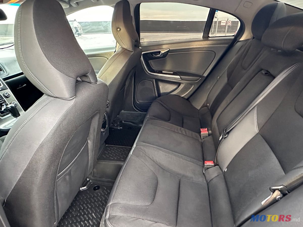 2010' Volvo S60 photo #6