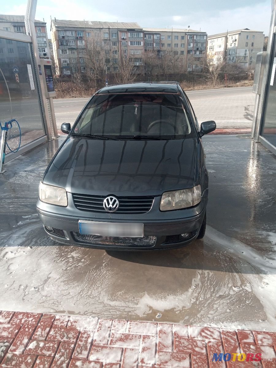 2000' Volkswagen Polo photo #2