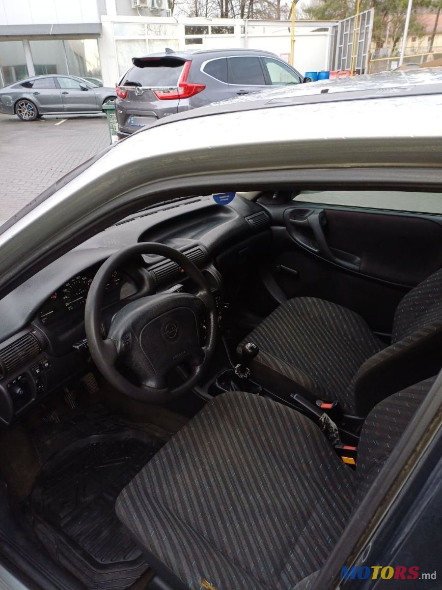 2001' Opel Astra photo #4
