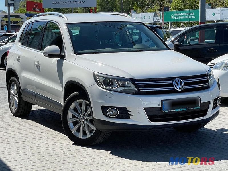 2013' Volkswagen Tiguan photo #1